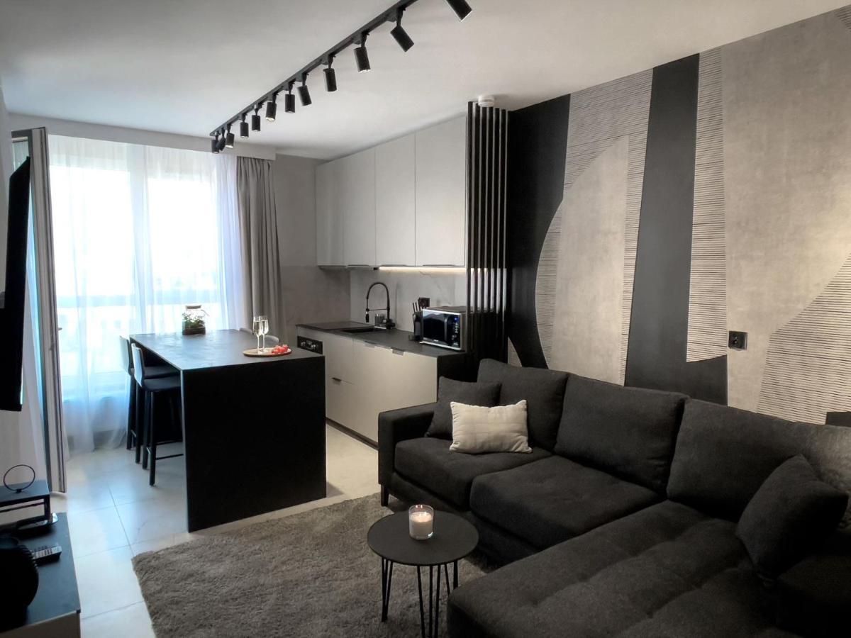 Urban Premium Opolska 10 Nr 89 2 Garages * Kattowitz